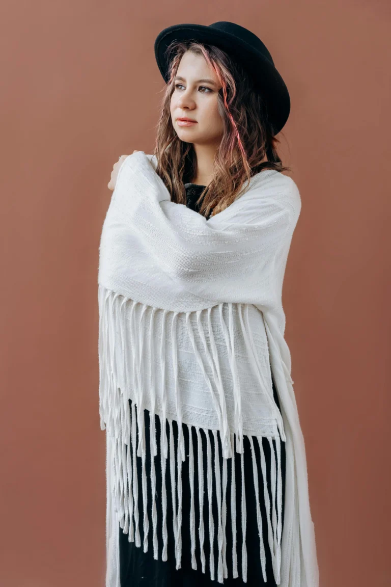 10 Boho Chic Outfits That Scream Effortless Style